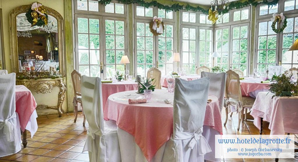 Hotel De La Grotte Montignac  Bagian luar foto